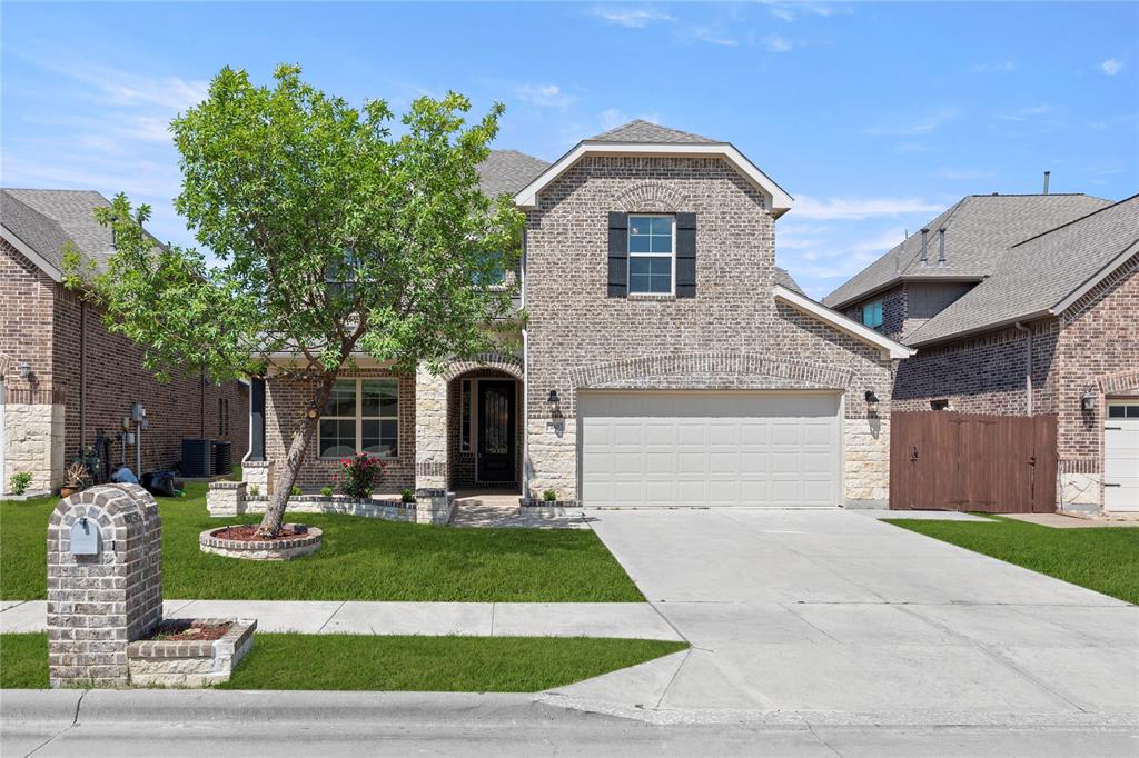 740 Sundrop Drive Property Photo 1