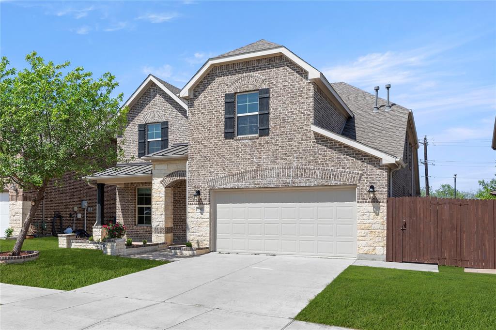 740 Sundrop Drive Property Photo 3