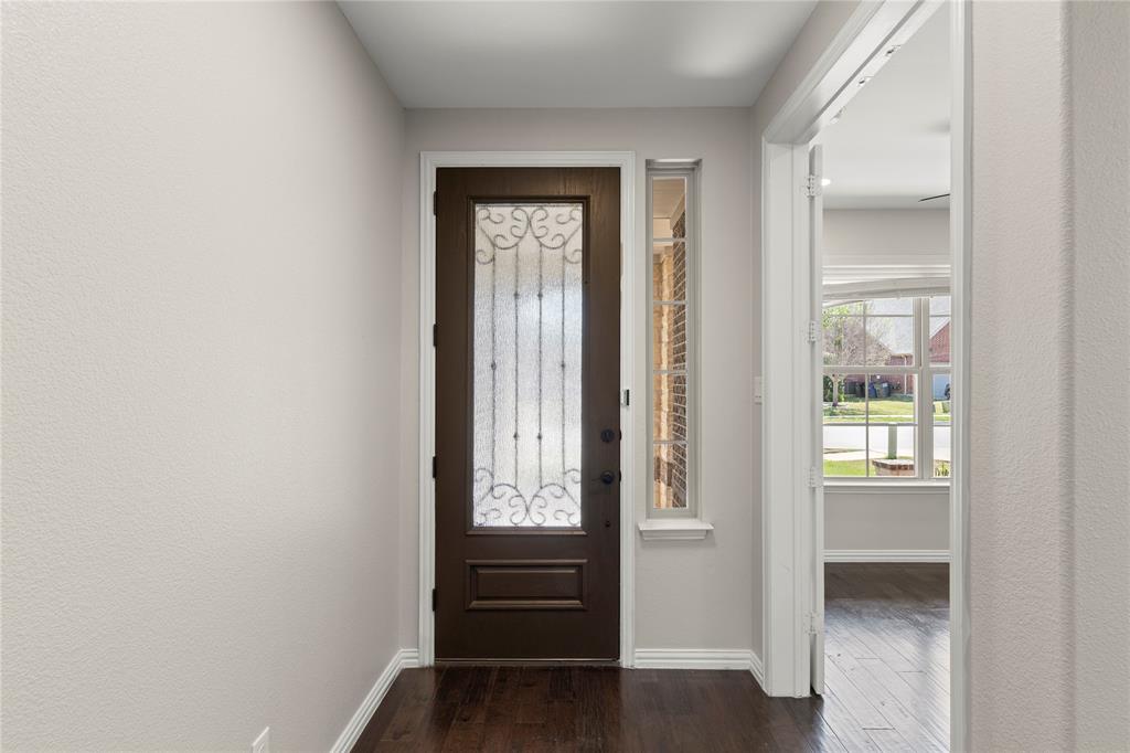 740 Sundrop Drive Property Photo 4