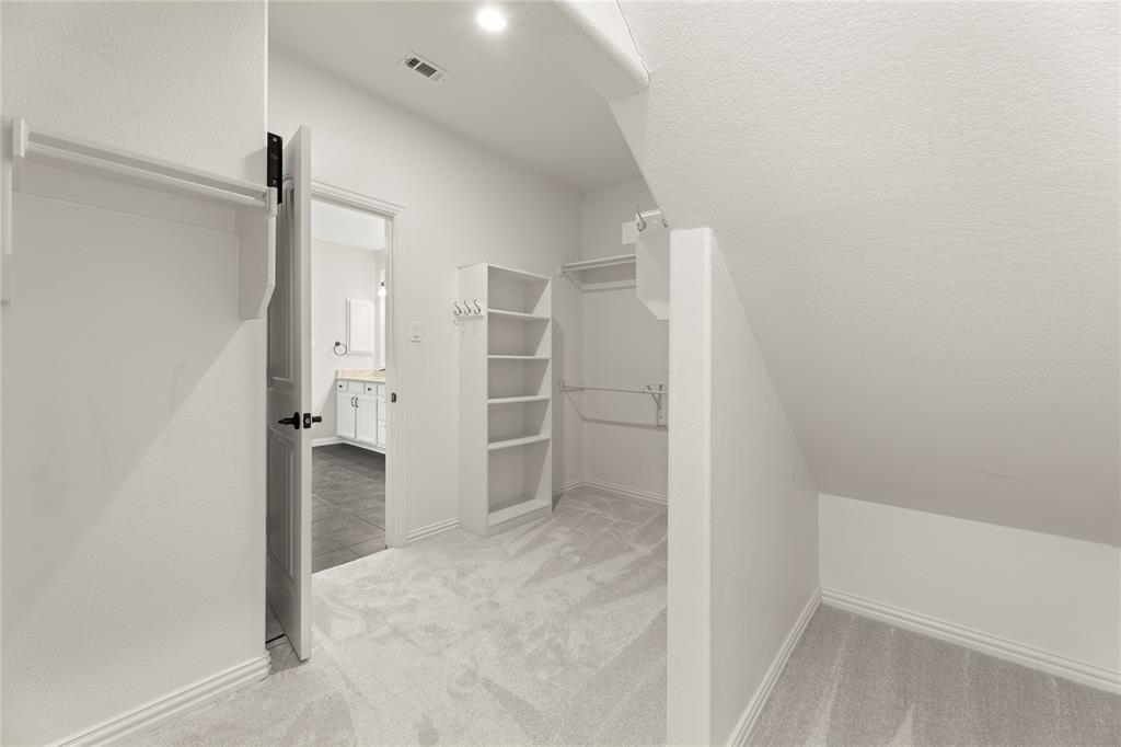 740 Sundrop Drive Property Photo 17