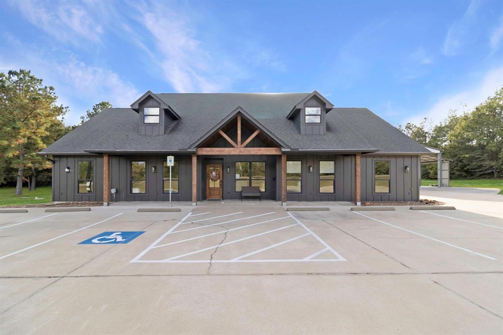 7899 Us Highway 190 Property Photo 2