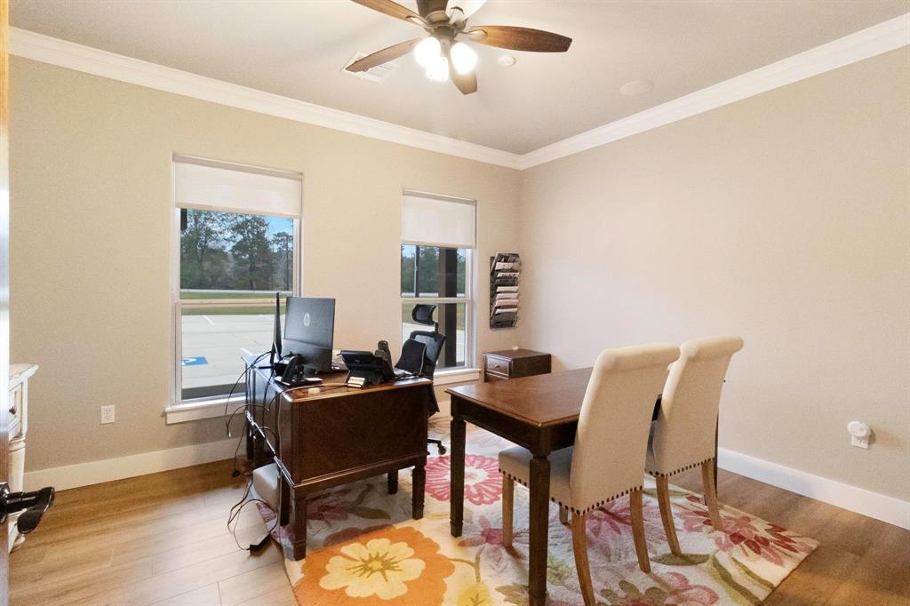 7899 Us Highway 190 Property Photo 25