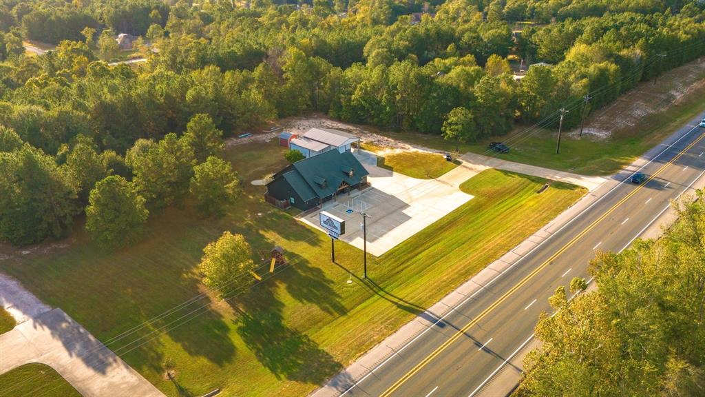 7899 Us Highway 190 Property Photo 34