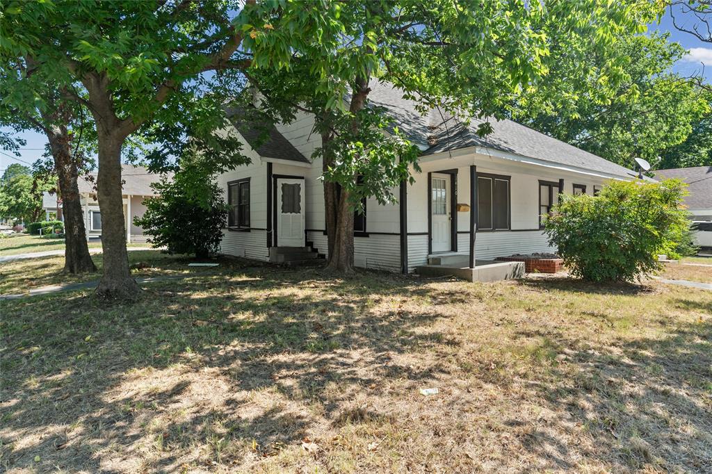 1410 Sycamore 1 Property Photo 1