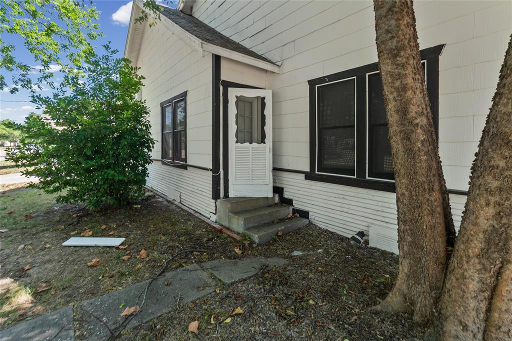 1410 Sycamore 1 Property Photo 22