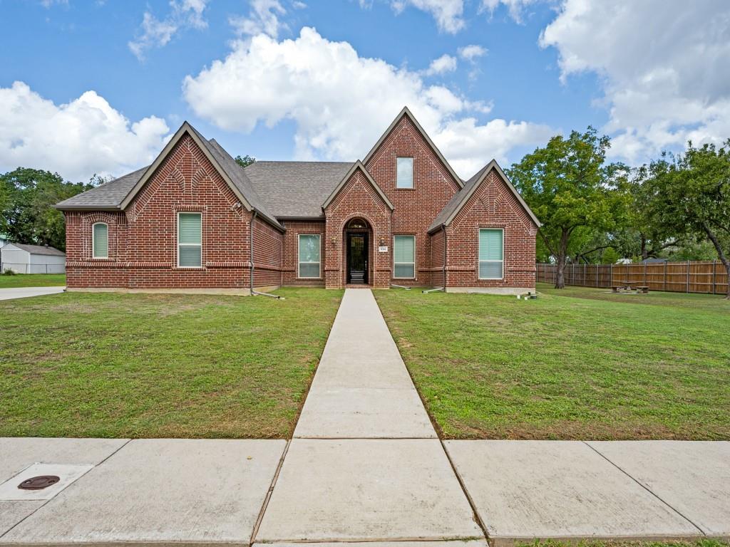 8301 Woods Lane Property Photo 1