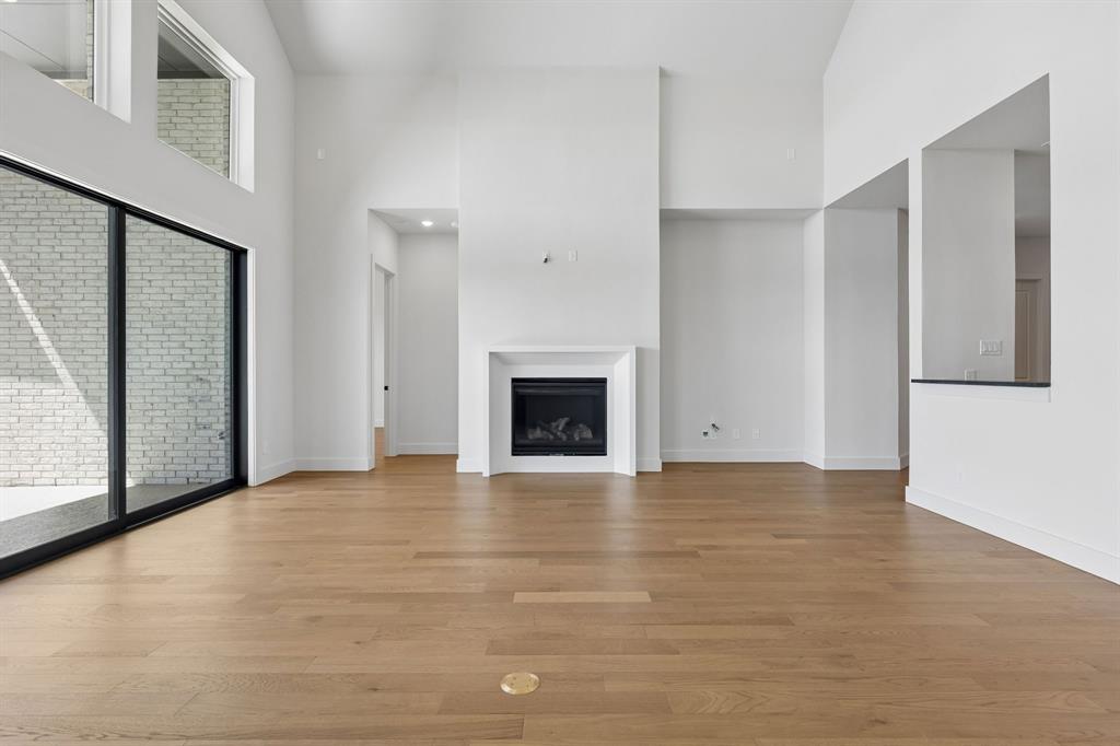 8729 Porch Place Property Photo 7