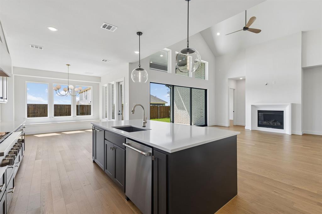 8729 Porch Place Property Photo 10