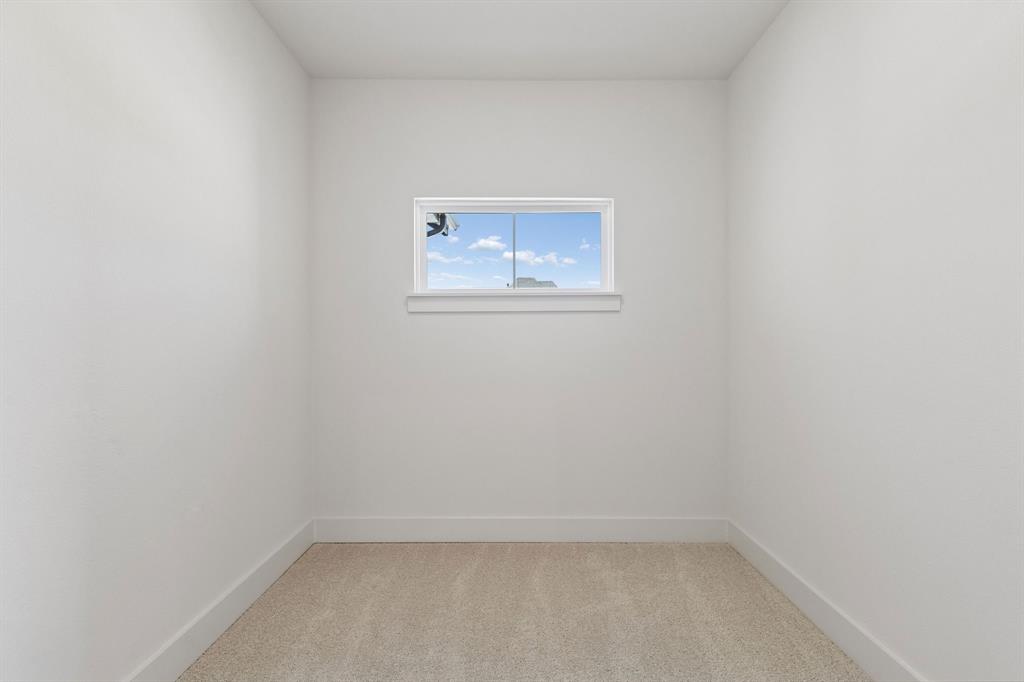 8729 Porch Place Property Photo 17