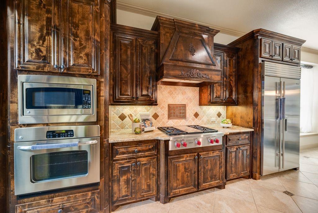 7565 Rawlins Lane Property Photo 17
