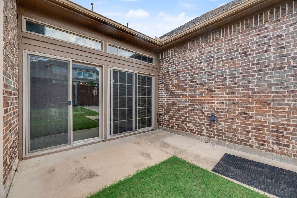7565 Rawlins Lane Property Photo 35