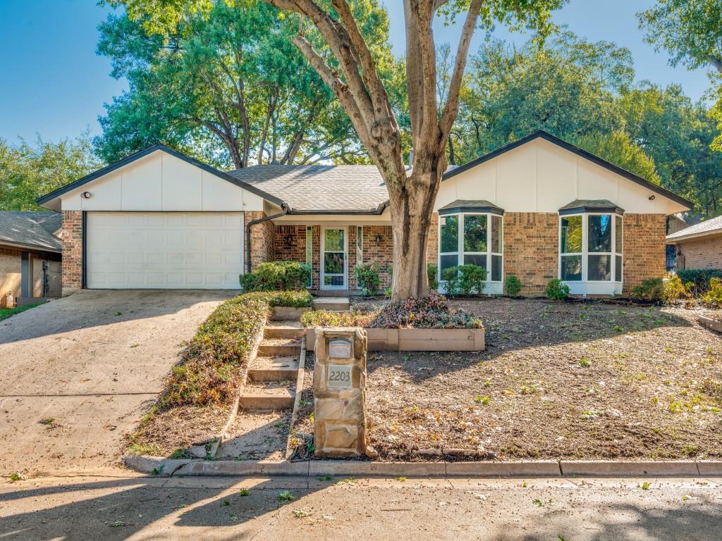 2203 Valleydale Drive Property Photo 1