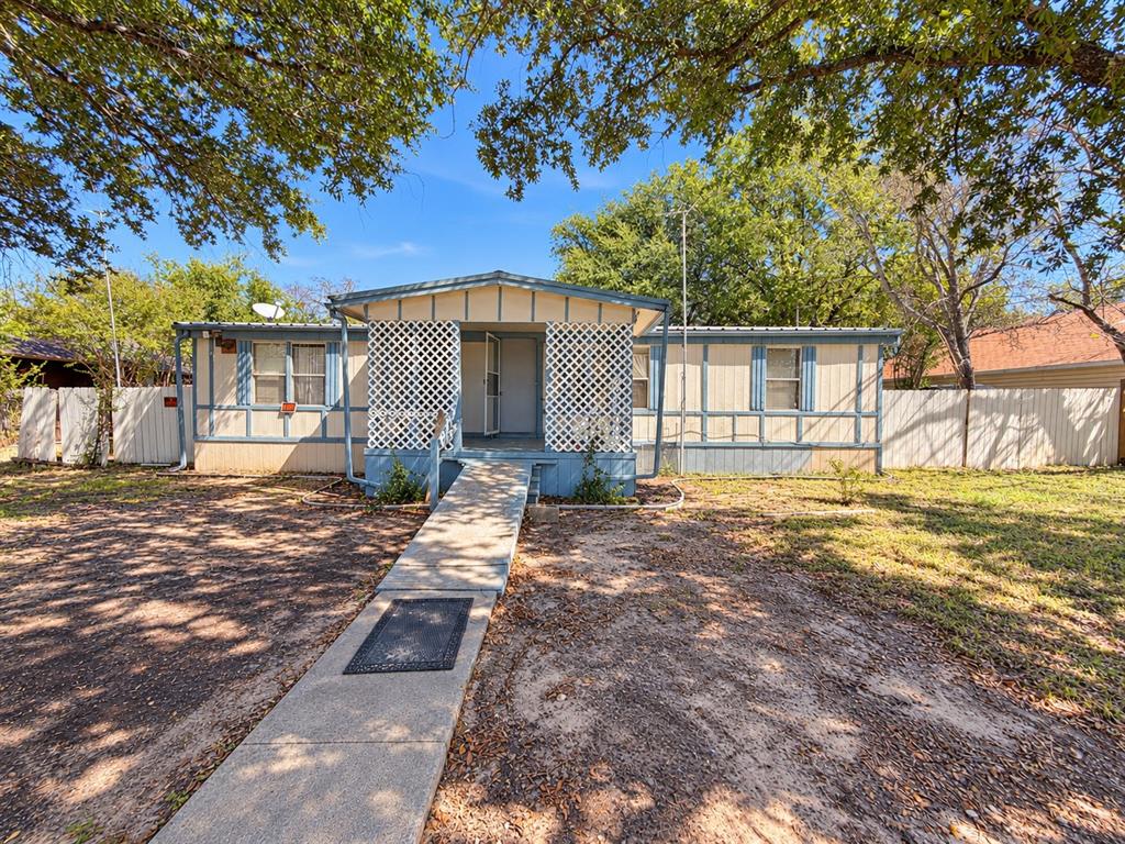 309 Boyd Street Property Photo 1