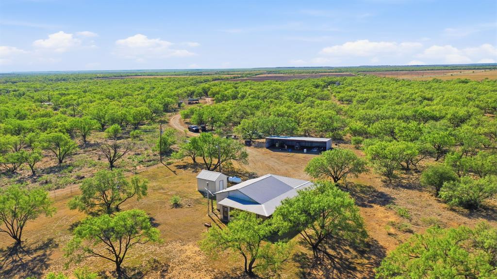 3983 N 183 Highway Property Photo 1