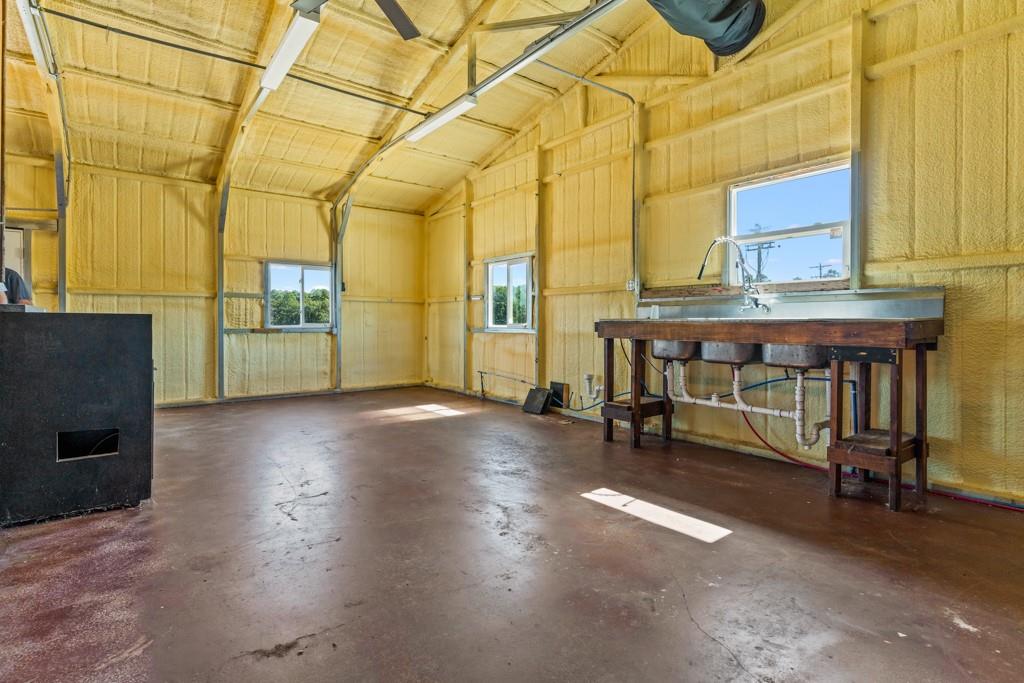 2370 S Fm 2869 Property Photo 16