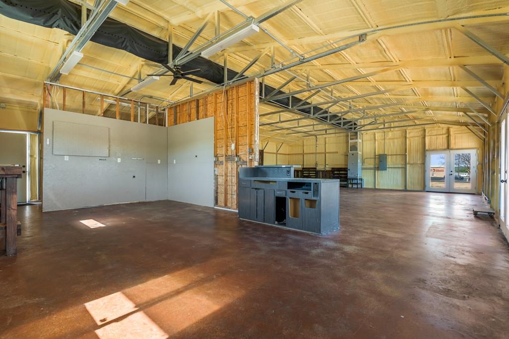 2370 S Fm 2869 Property Photo 18