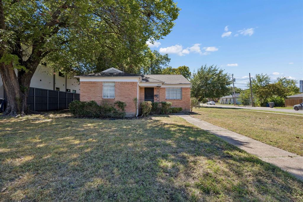 3802 Dunhaven Road Property Photo 5