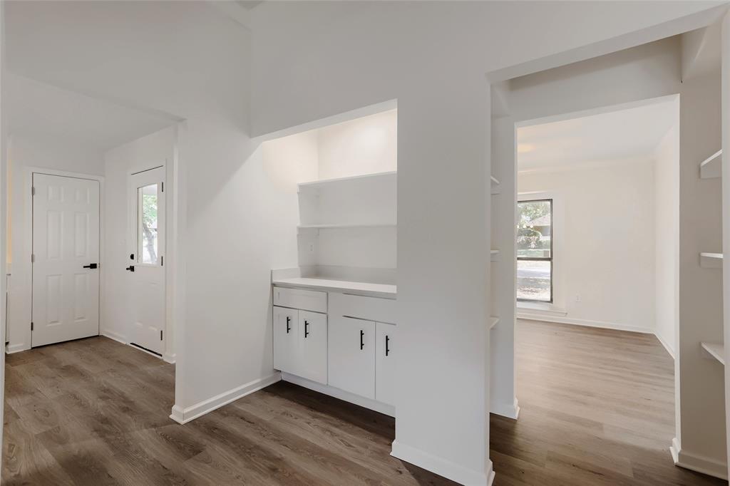 5812 Winding Woods Trail Property Photo 8