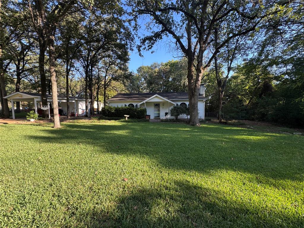 115 Seaside Drive Property Photo 1