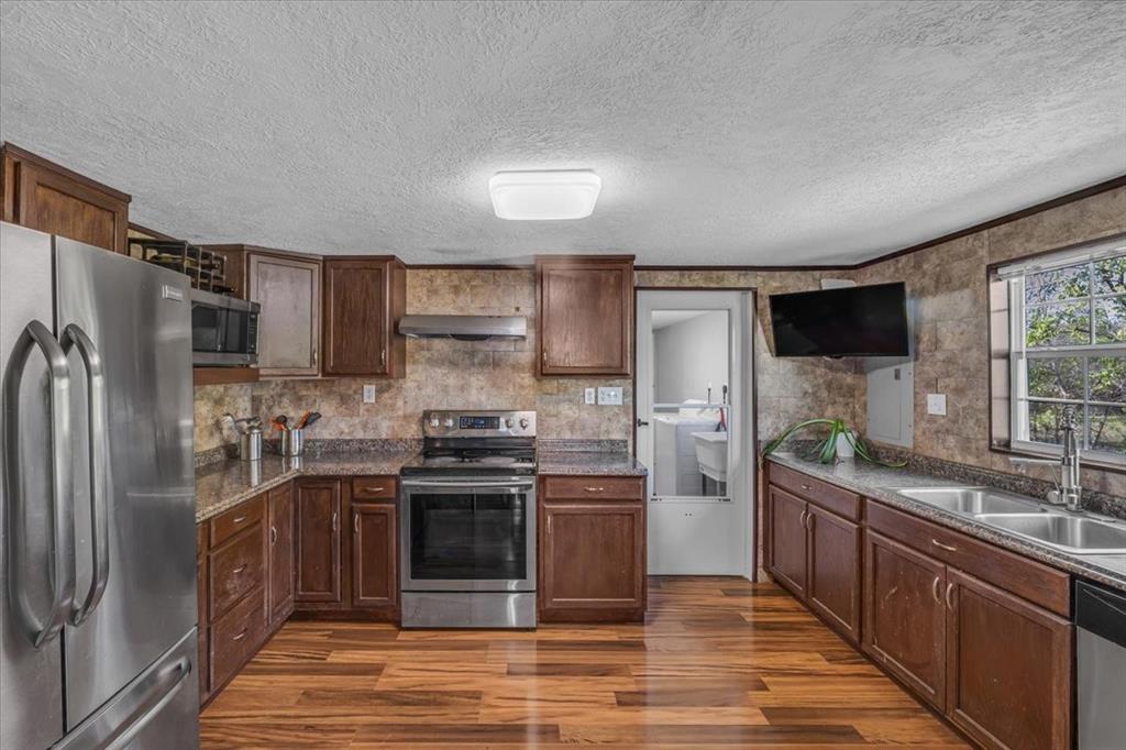 710 S Spears Street Property Photo 7