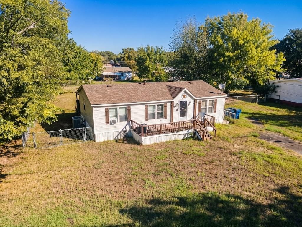 210 E Shadowwood Property Photo 1