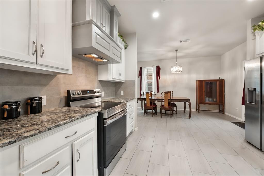 407 Hitt Street Property Photo 8