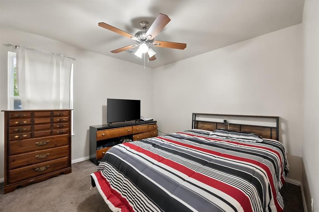 407 Hitt Street Property Photo 23