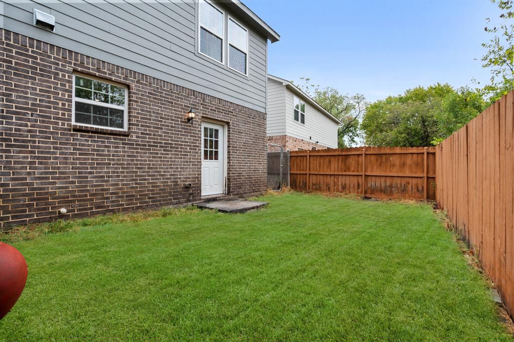 407 Hitt Street Property Photo 25