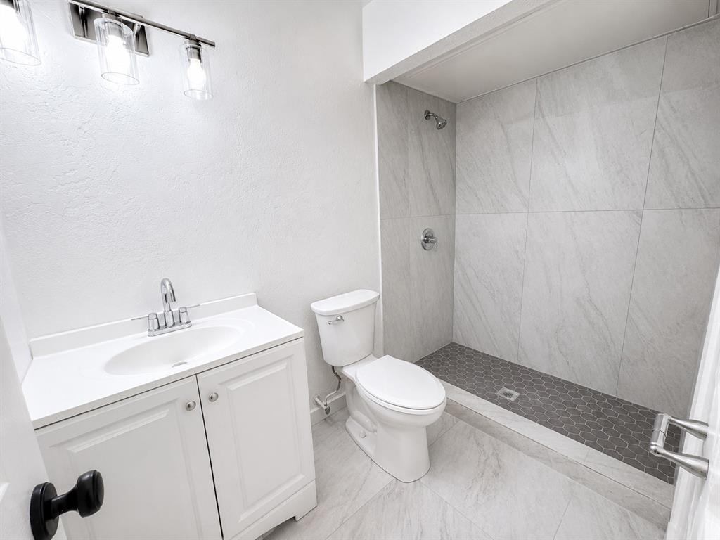 542 Hanover Drive Property Photo 9
