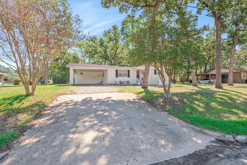 1310 Woodland Drive Property Photo 1