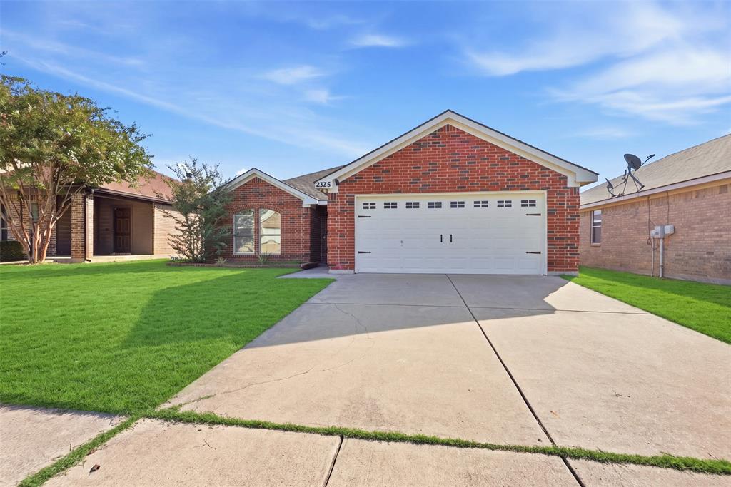 2325 Wakecrest Drive Property Photo 1