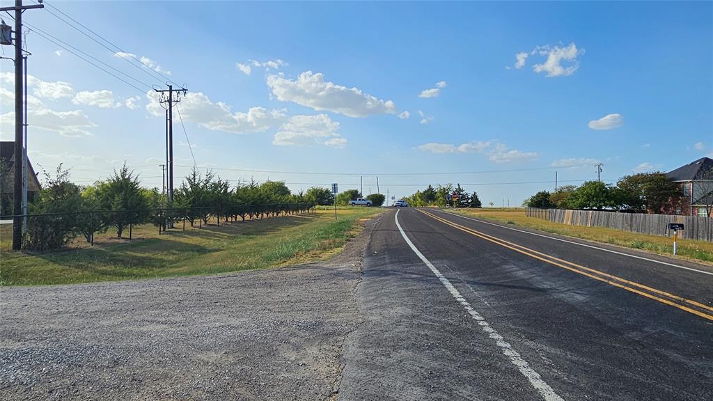 000 Fm Rd 1392 Property Photo 20