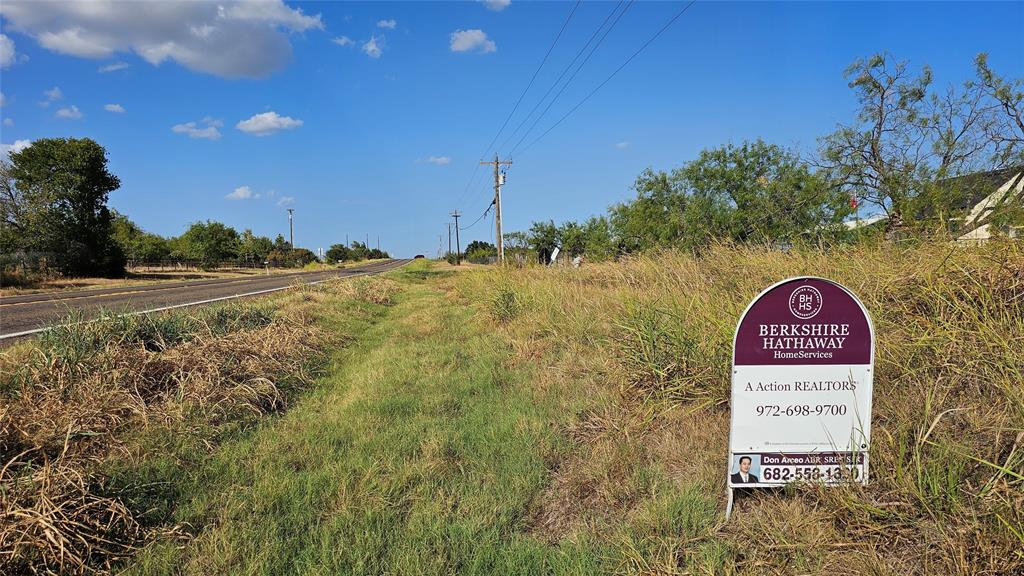 000 Fm Rd 1392 Property Photo 21