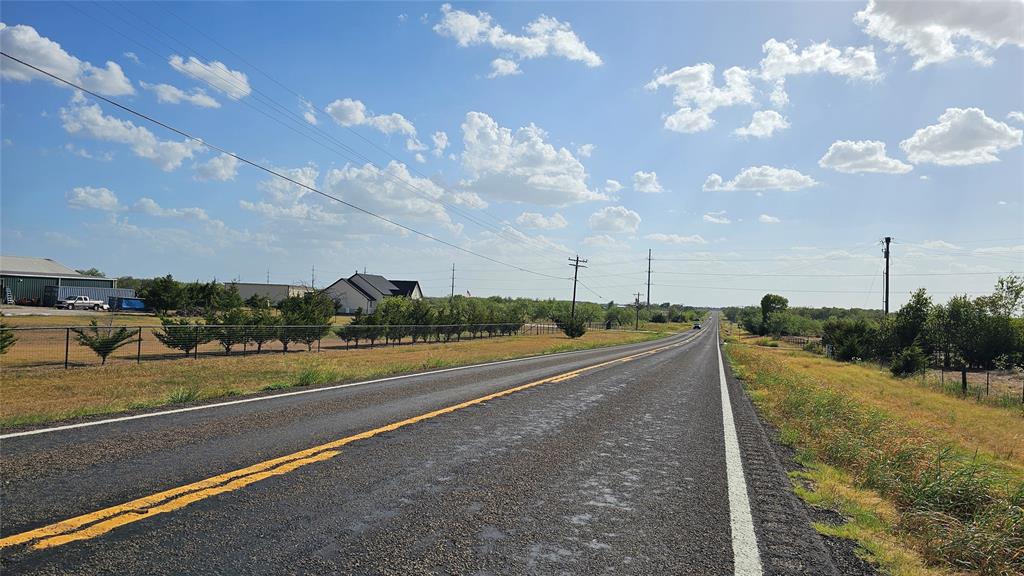 000 Fm Rd 1392 Property Photo 22