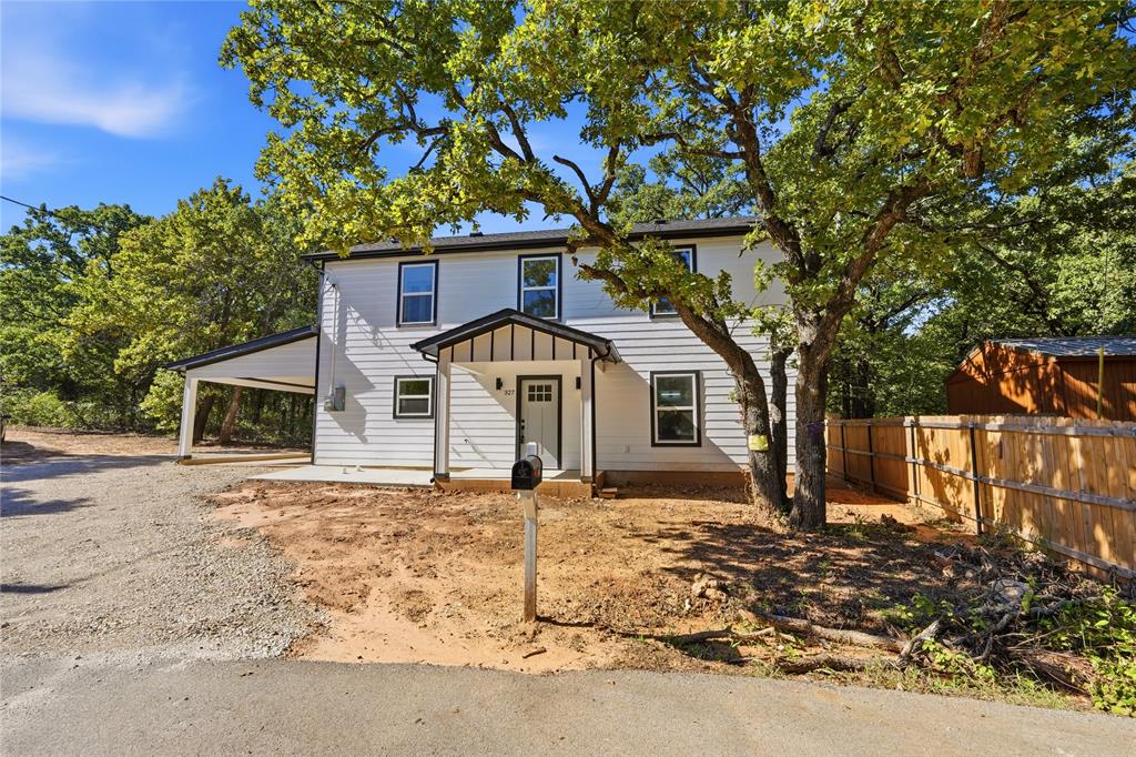 327 Boone Property Photo 5