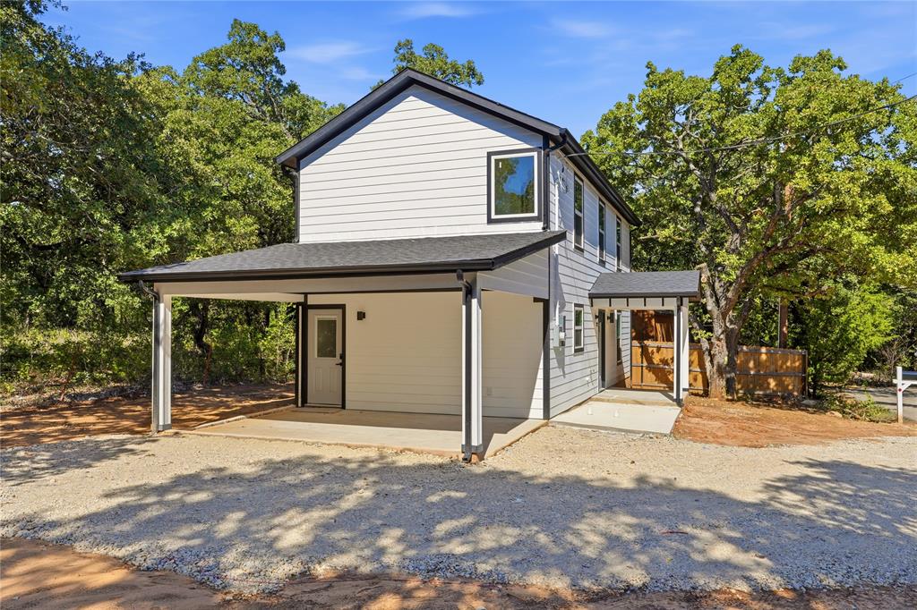 327 Boone Property Photo 6
