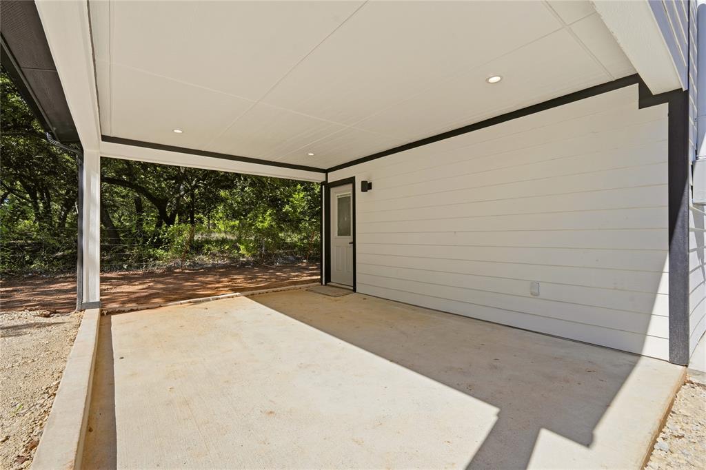 327 Boone Property Photo 7