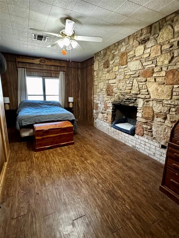 512 Wanda Street Property Photo 4