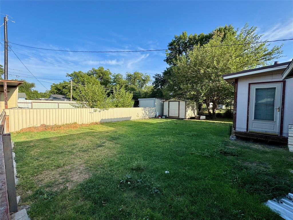 512 Wanda Street Property Photo 10