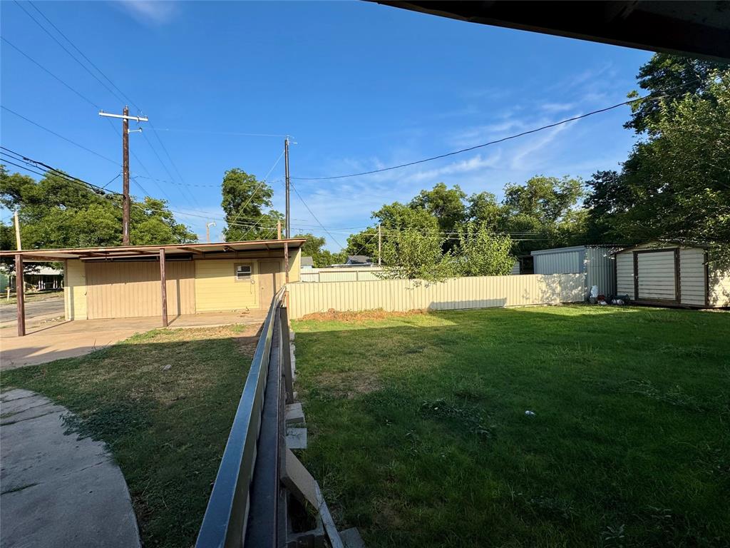 512 Wanda Street Property Photo 11