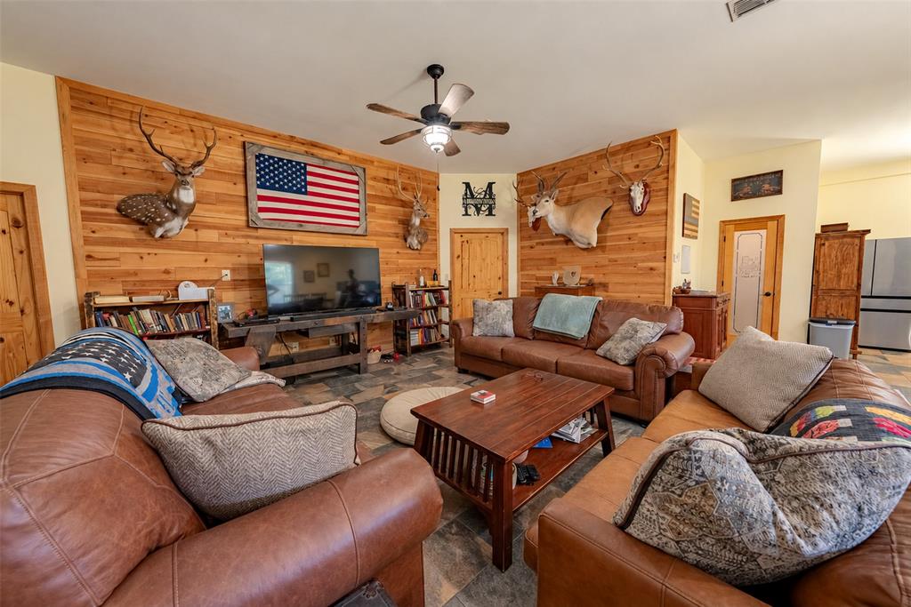 289 County Road 1631 Property Photo 13