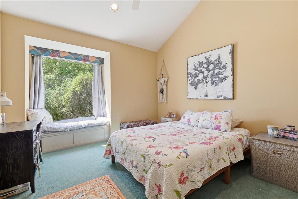 800 Oakwood Court Property Photo 21