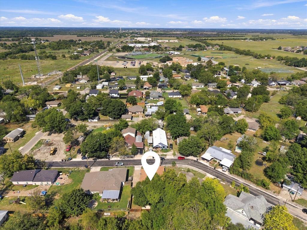 2206 Drake Street Property Photo 31