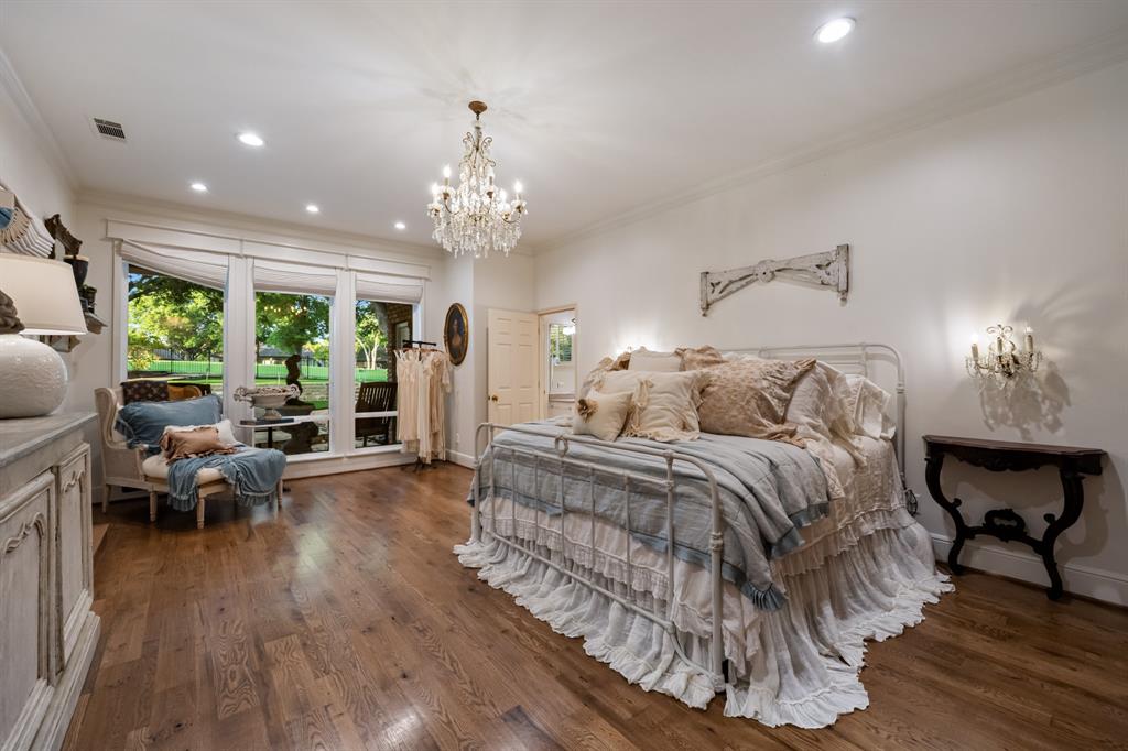 2108 Augusta Property Photo 20