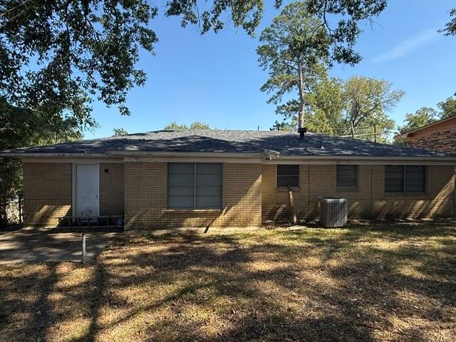 645 W 4th Street Property Photo 13