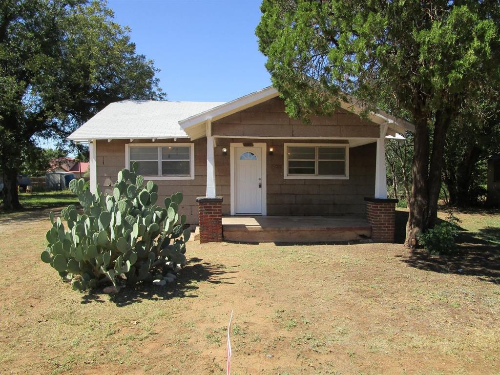 1205 N Avenue F Property Photo 1