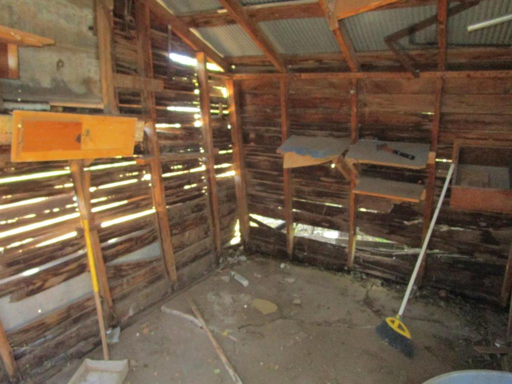 1205 N Avenue F Property Photo 6