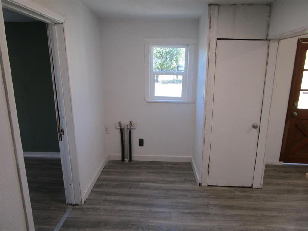 1205 N Avenue F Property Photo 24