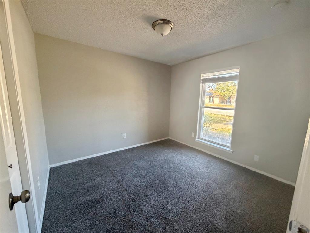 1112 Princeton Drive Property Photo 13