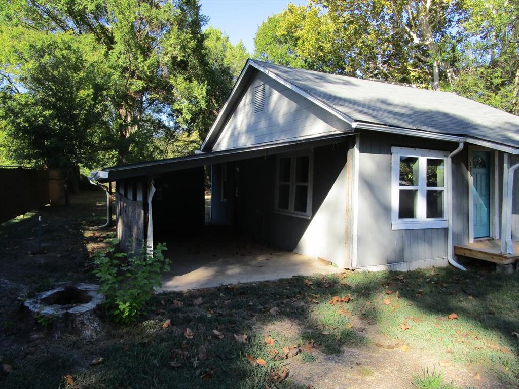 126 Nw Beck Street Property Photo 3